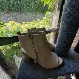 womens shoes